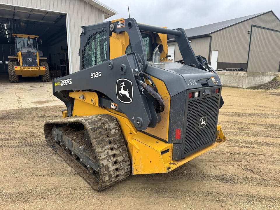 John Deere 333G
