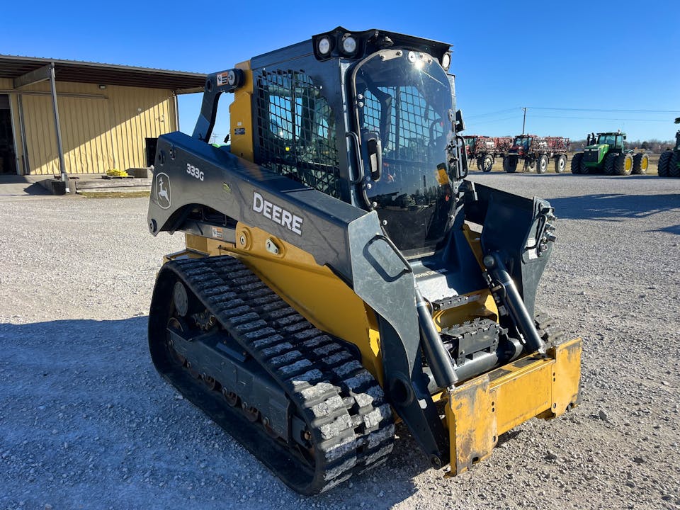 John Deere 333G