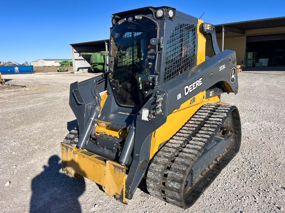John Deere 333G