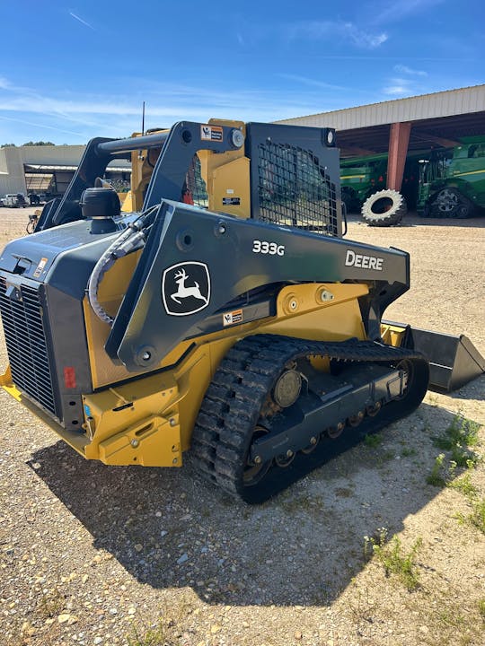 John Deere 333G