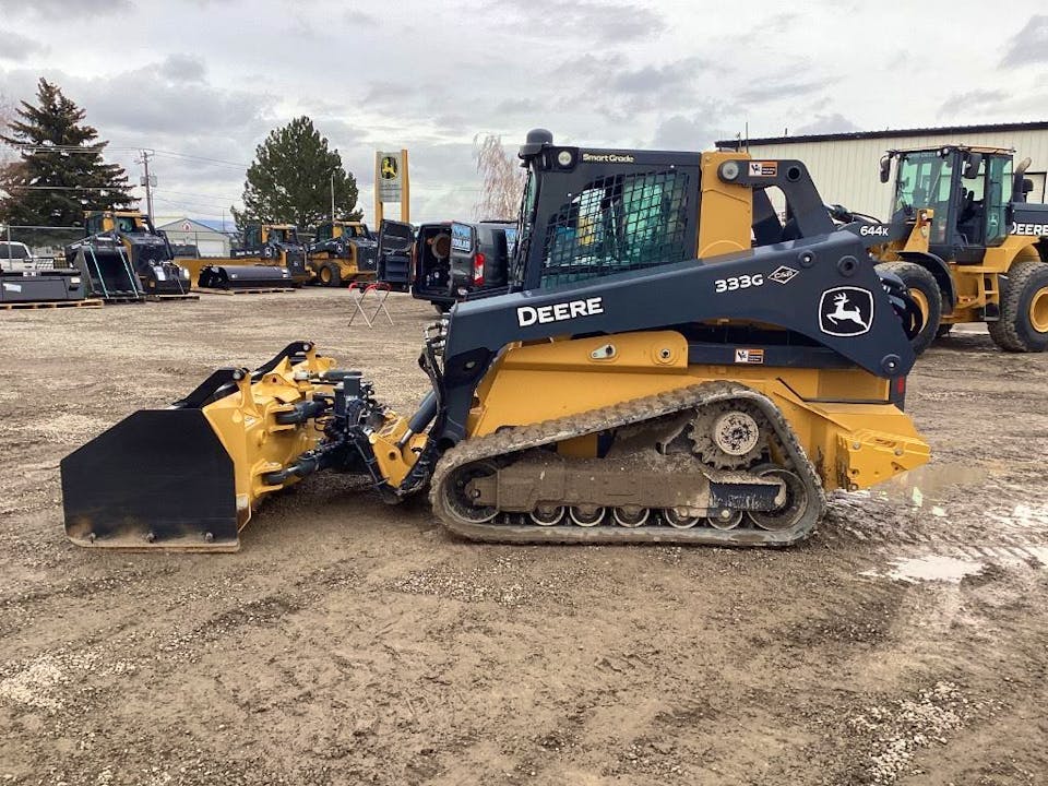 John Deere 333G
