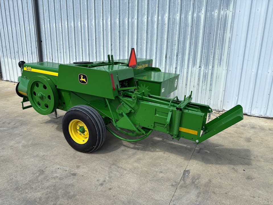 John Deere 348