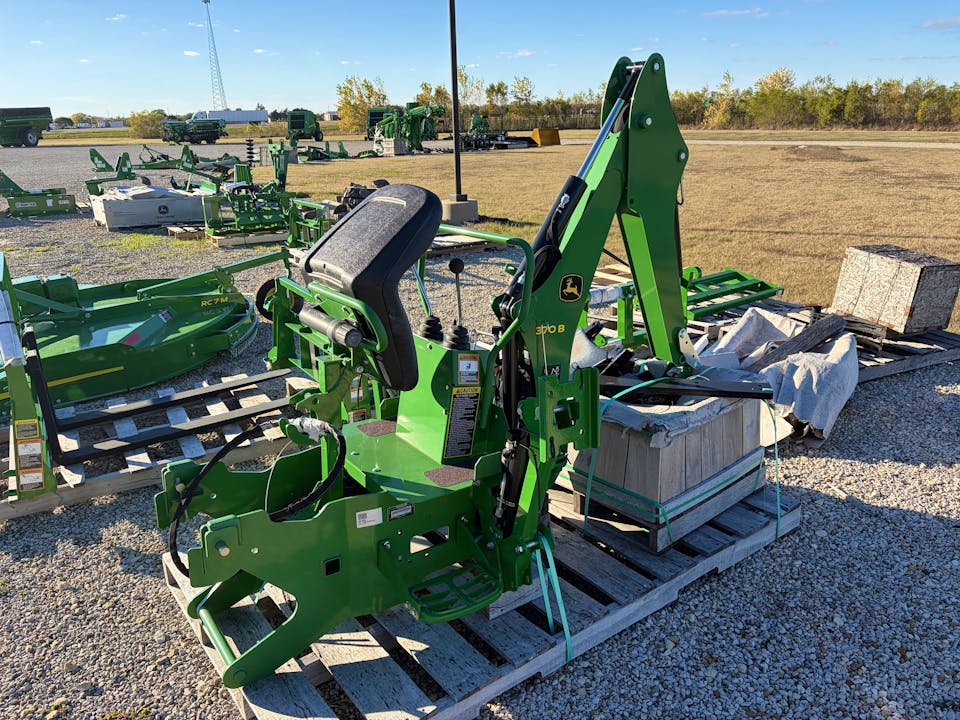 2023-john-deere-370b-311380
