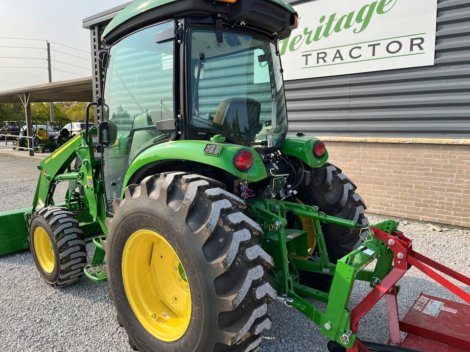 John Deere 4044R