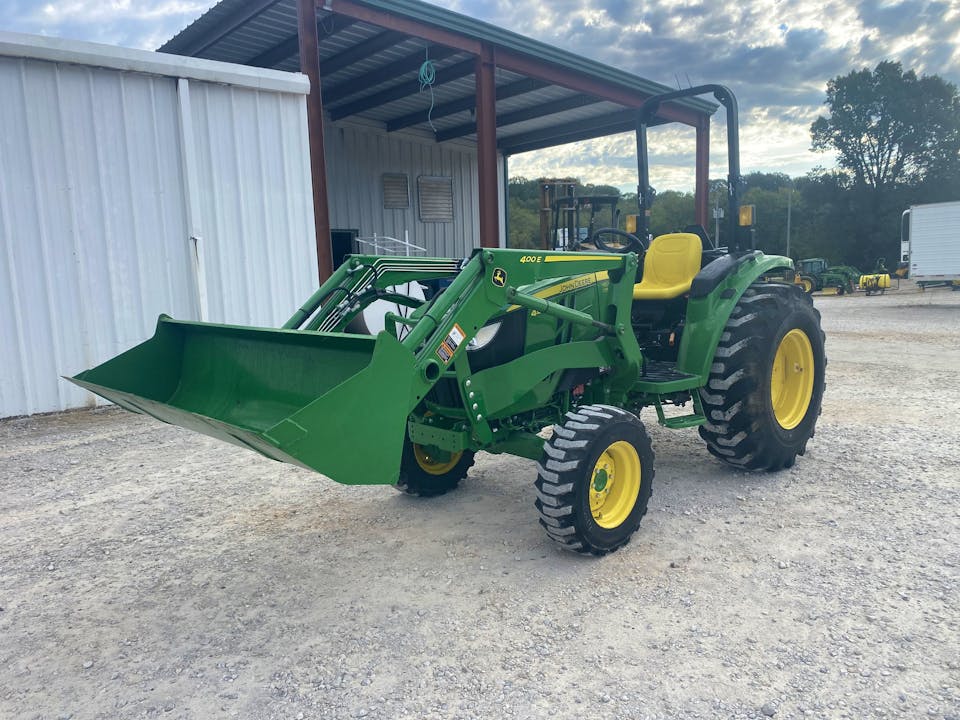 John Deere 4066M