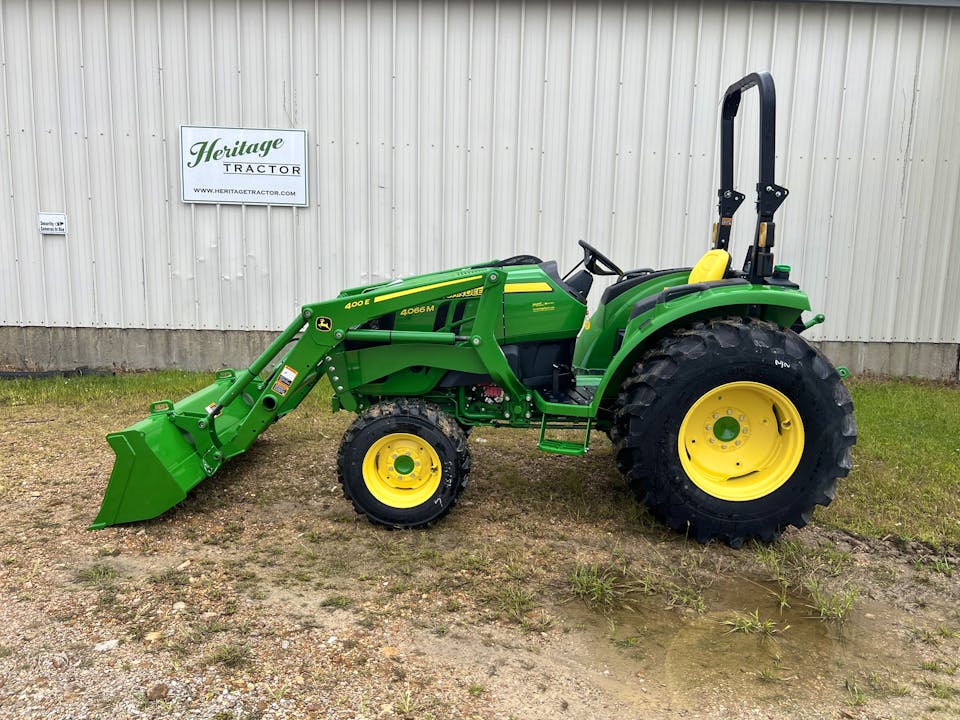 John Deere 4066M