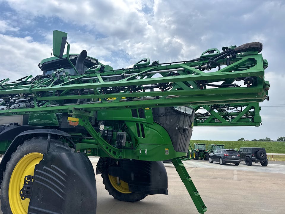 John Deere 412R