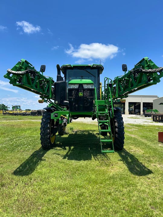 John Deere 412R