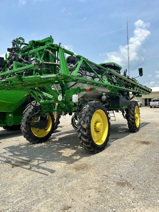 John Deere 412R