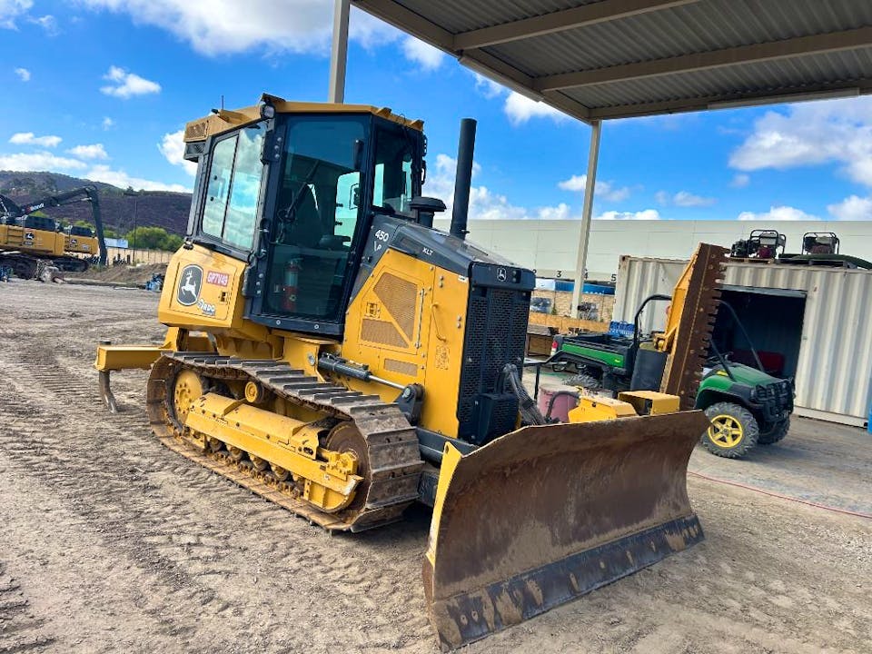 John Deere 450P