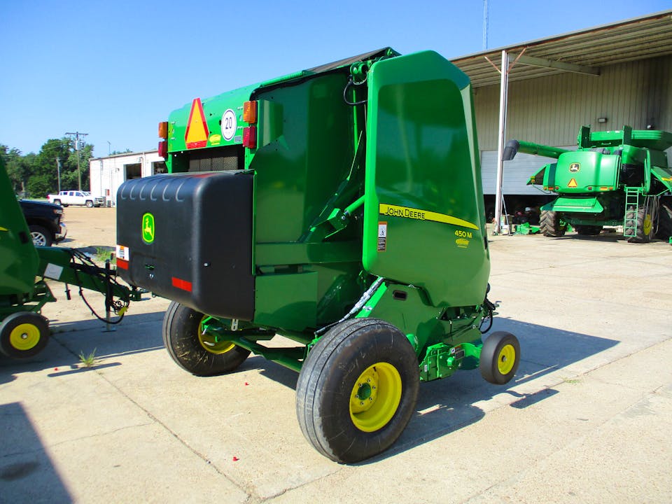 John Deere 450M