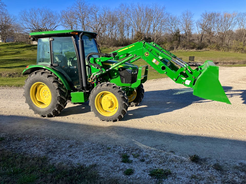 John Deere 5060E