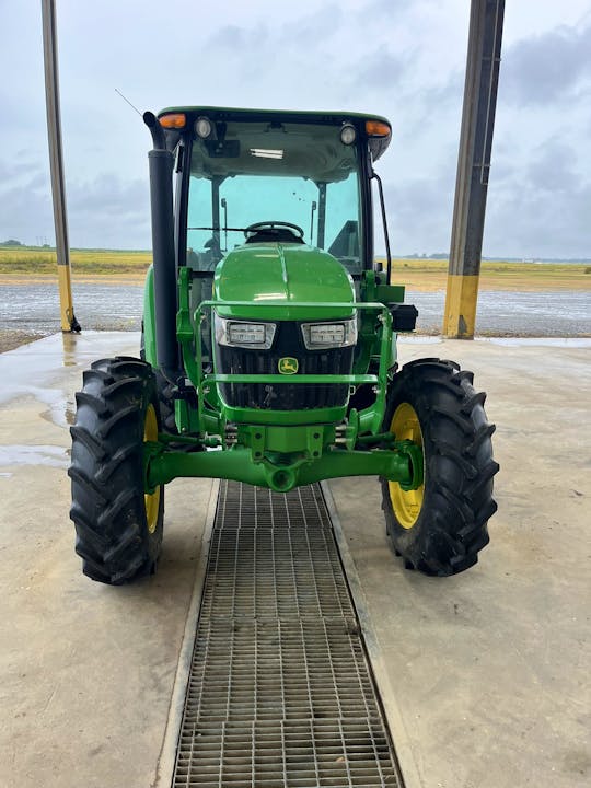 John Deere 5060E
