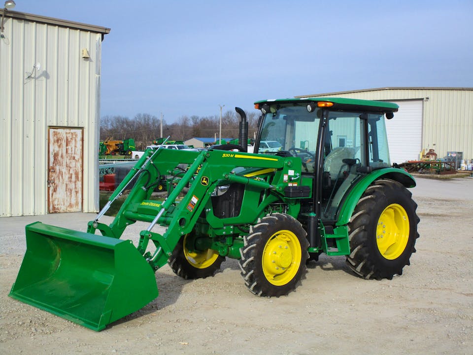 John Deere 5065E