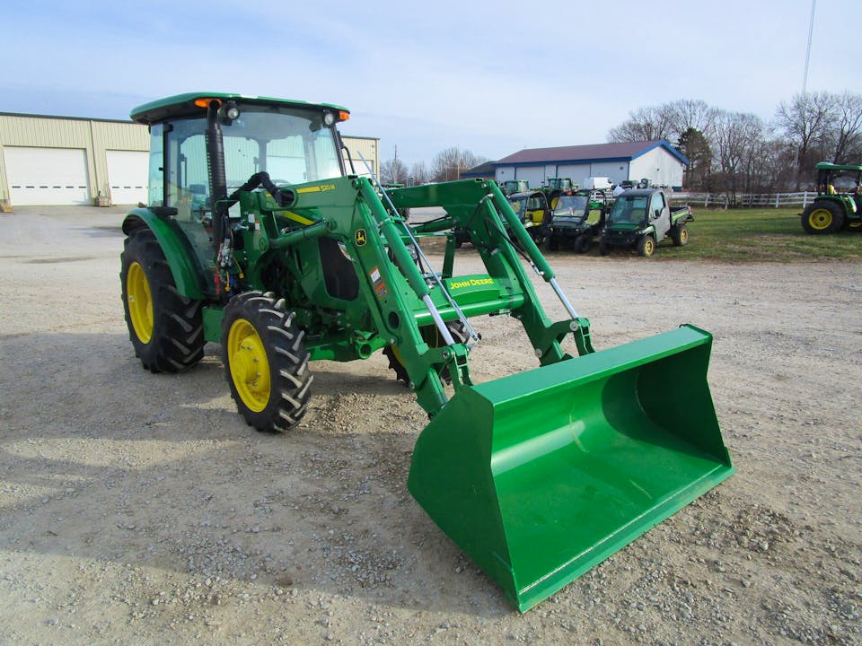 John Deere 5065E