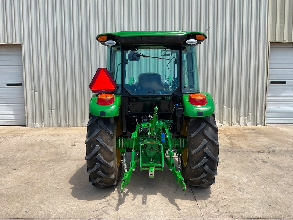 John Deere 5067E Premium Cab