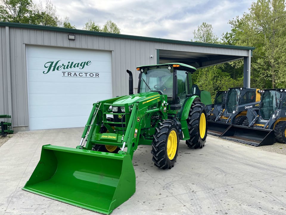John Deere 5090E