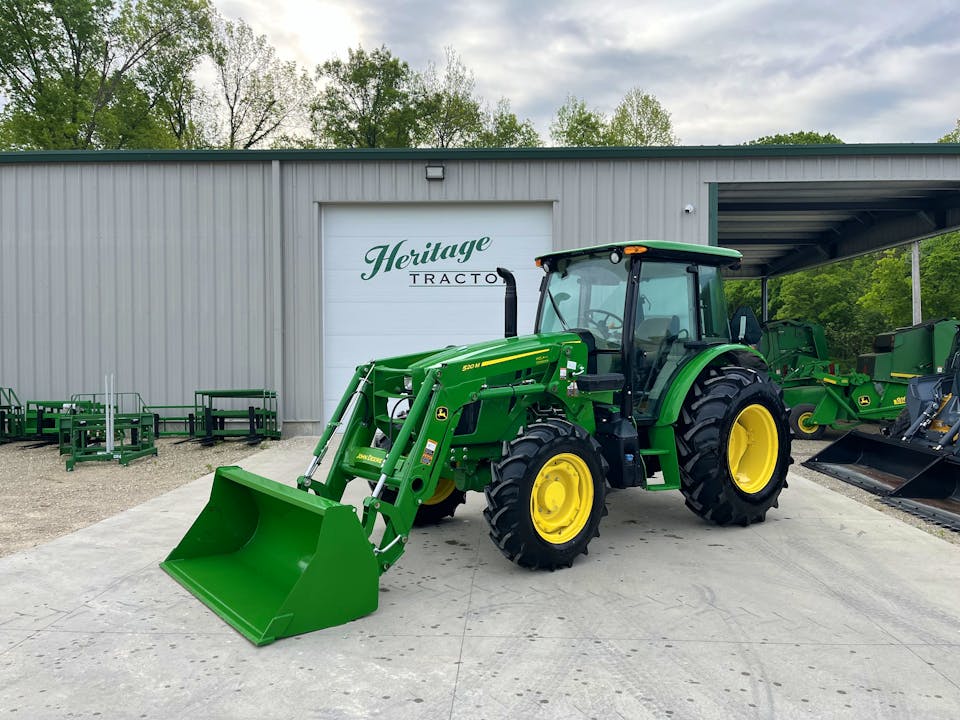 John Deere 5090E