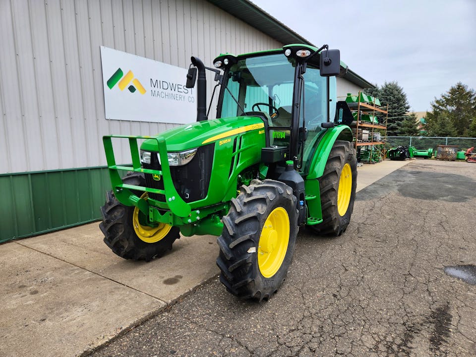 John Deere 5095M