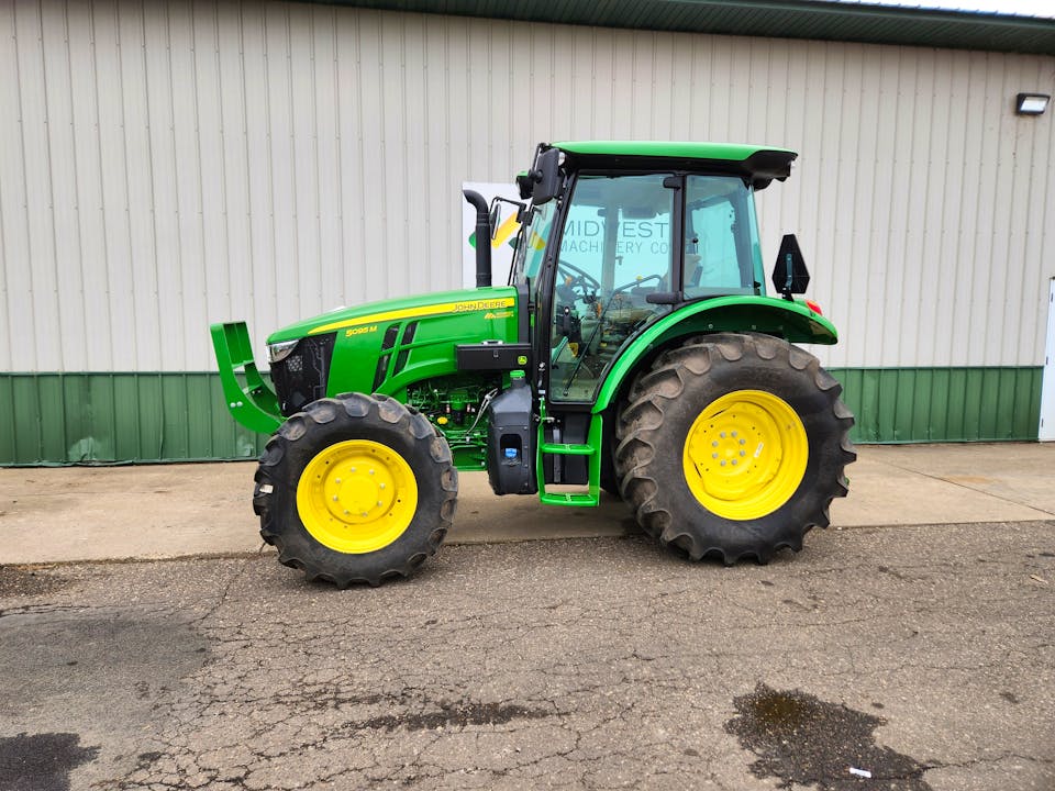 John Deere 5095M