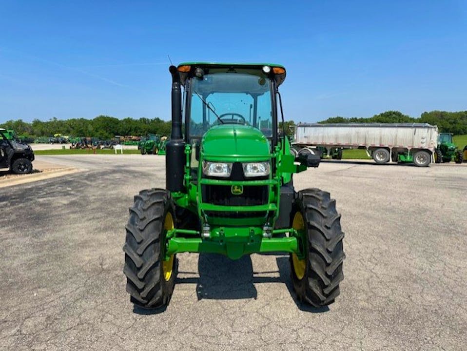 John Deere 5100E