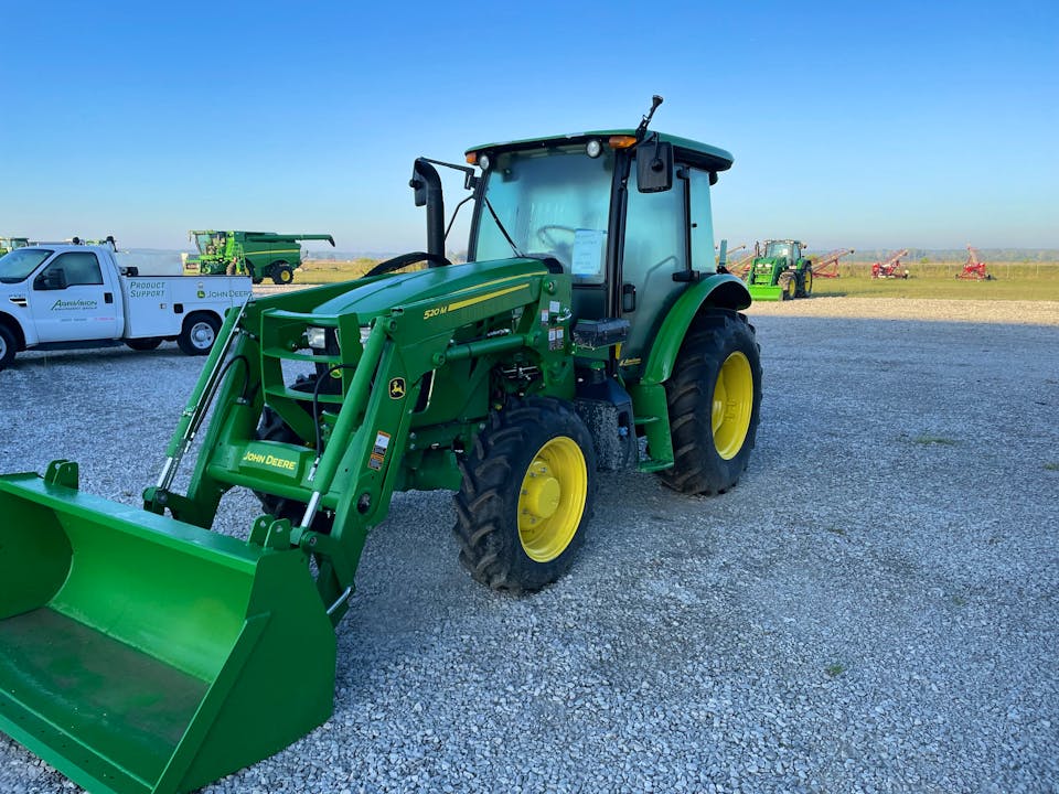 John Deere 5100E