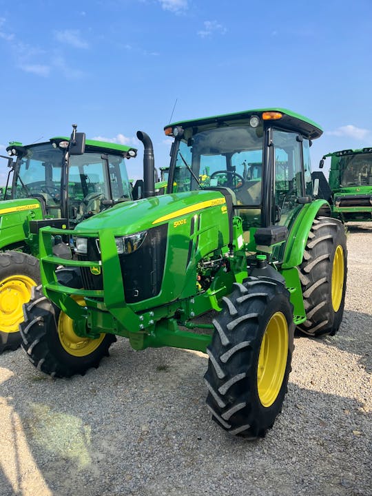 John Deere 5100E