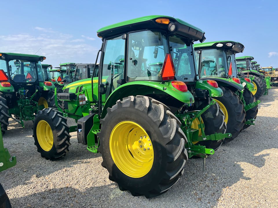 John Deere 5100E