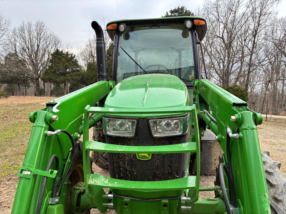 John Deere 5100E