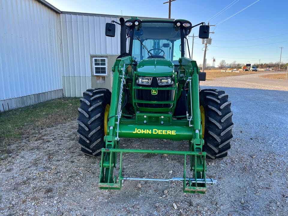 John Deere 5100M