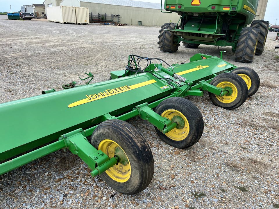 John Deere 520