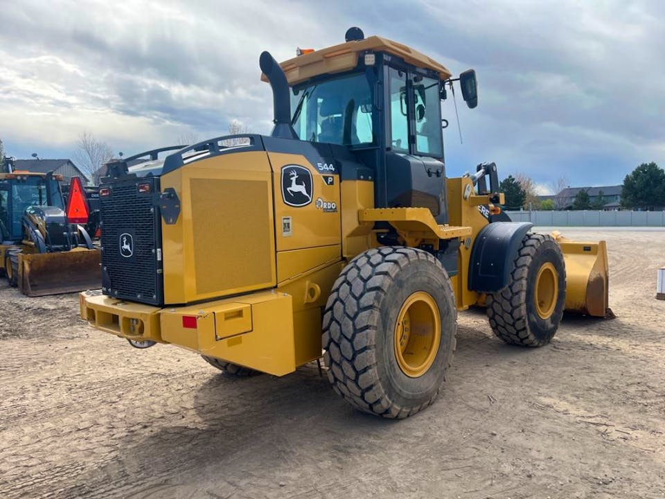 John Deere 544P