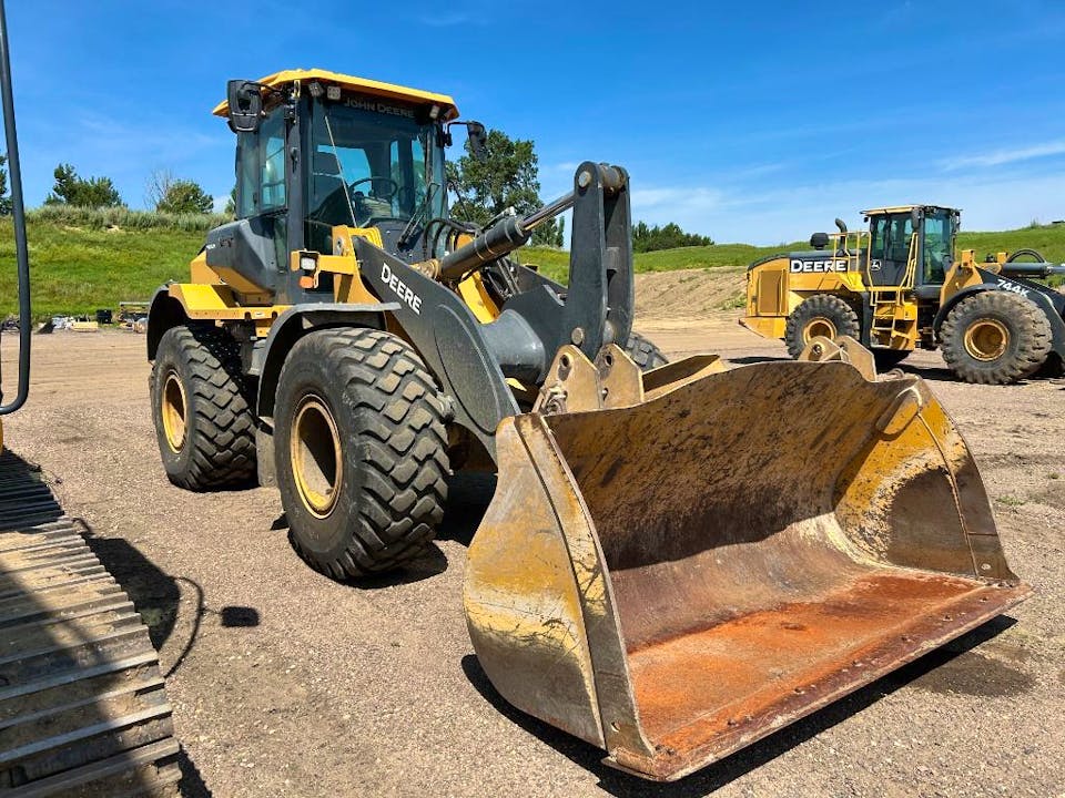 2023-john-deere-544p-521745