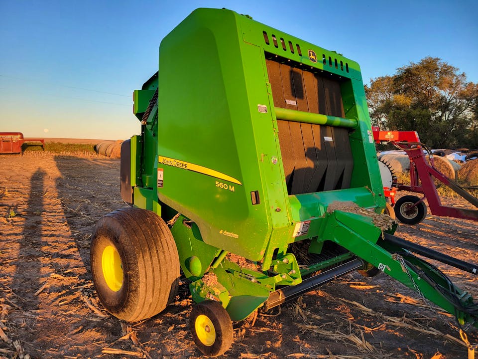John Deere 560M
