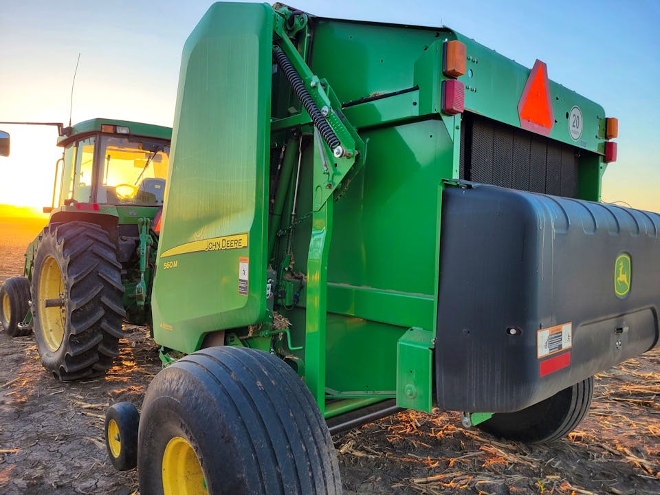 John Deere 560M