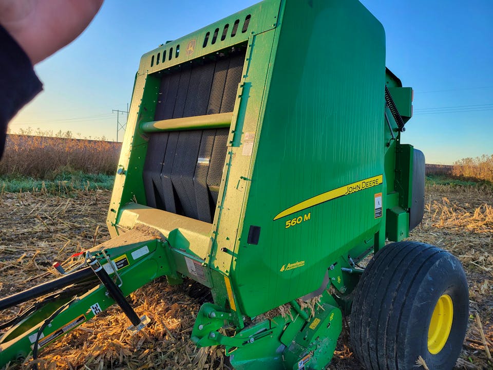John Deere 560M
