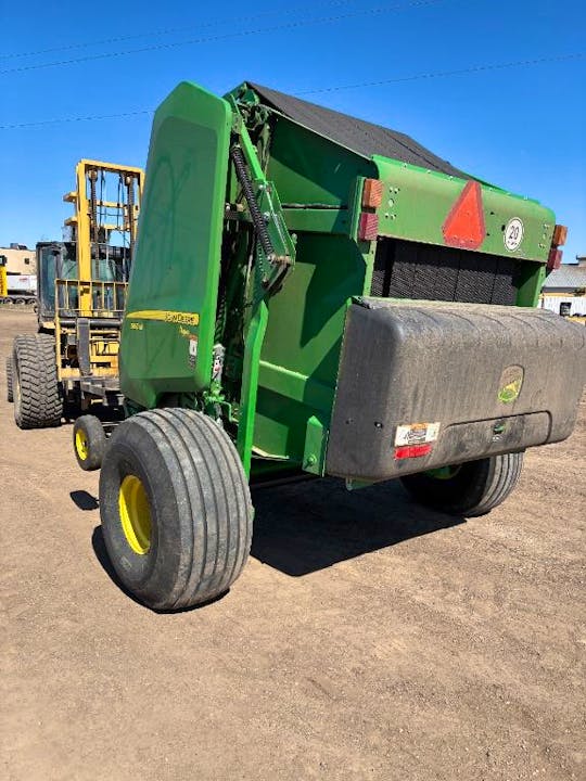 John Deere 560M