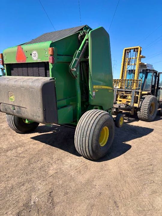 John Deere 560M