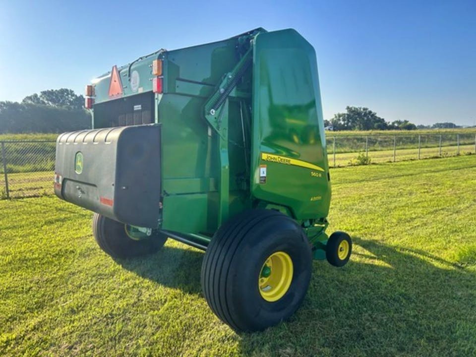 John Deere 560R