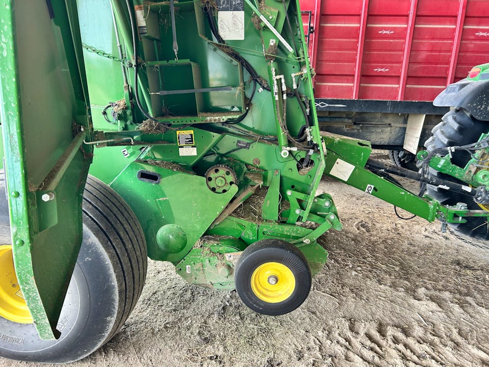 John Deere 560R