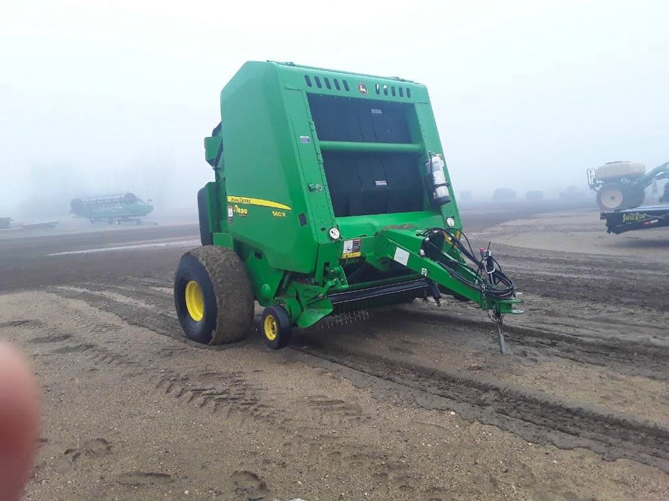John Deere 560R