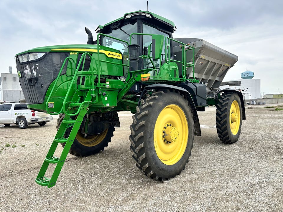 John Deere 600R