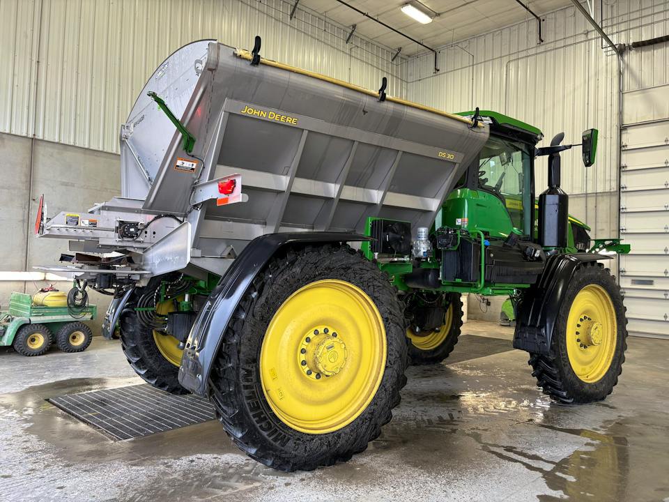 John Deere 600R