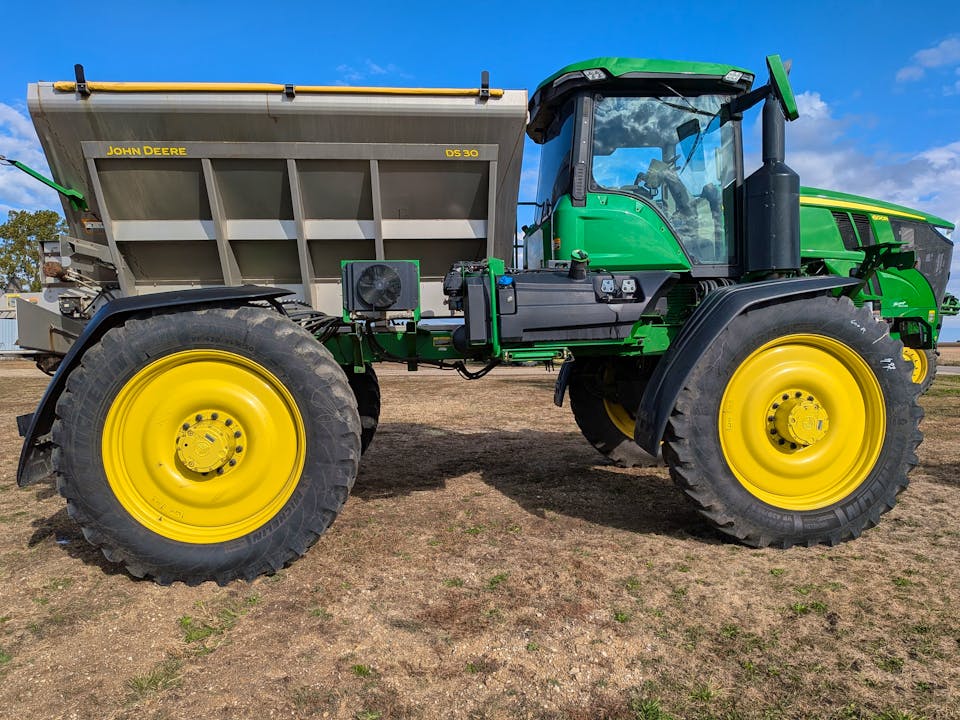 John Deere 600R