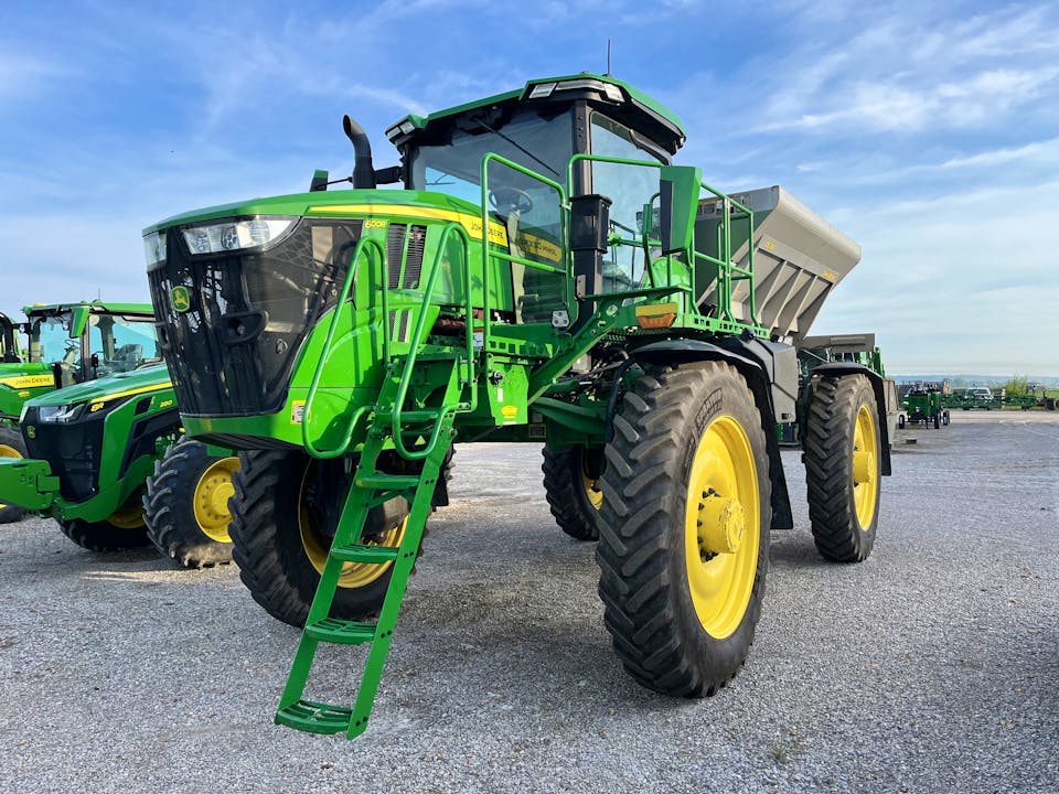 John Deere 600R