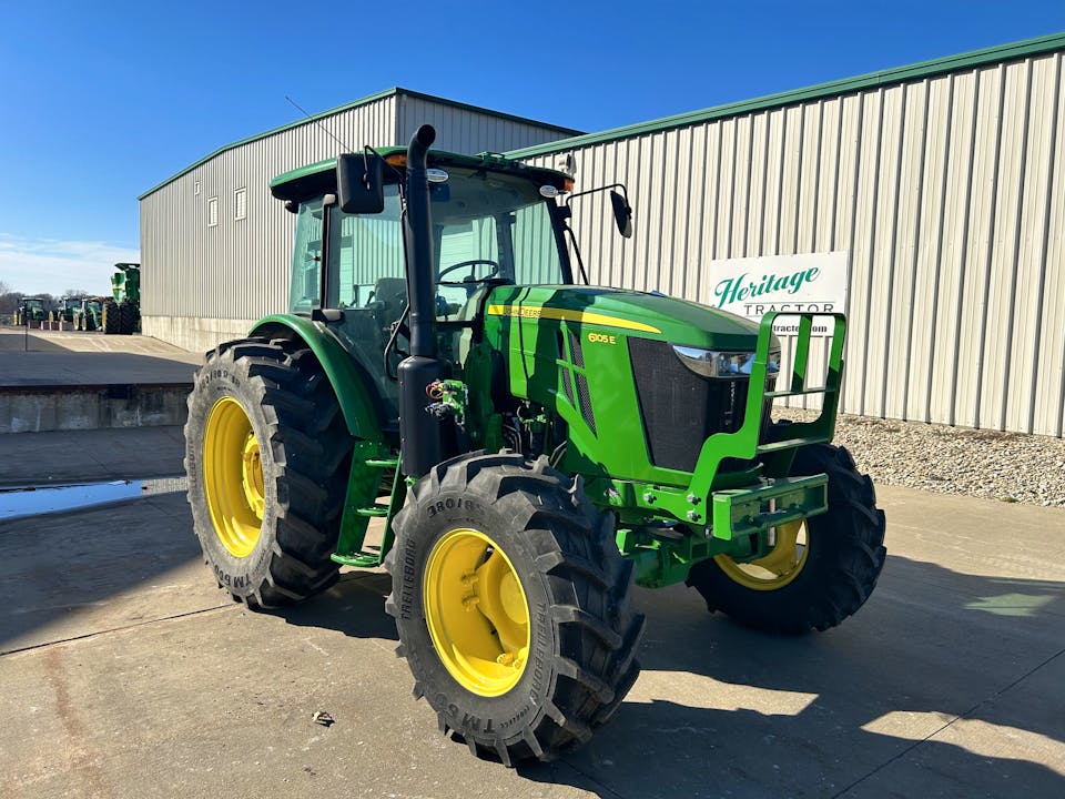 John Deere 6105E
