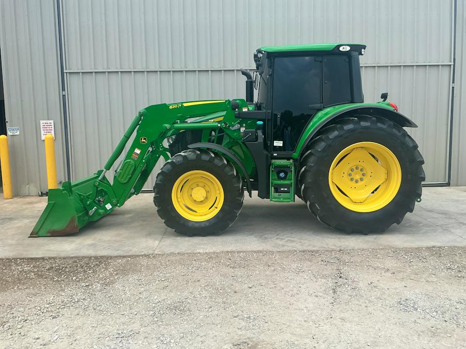 John Deere 6110M