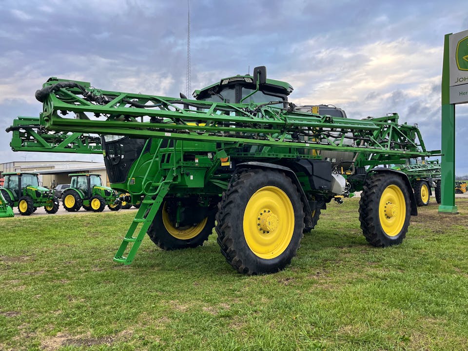 John Deere 612R