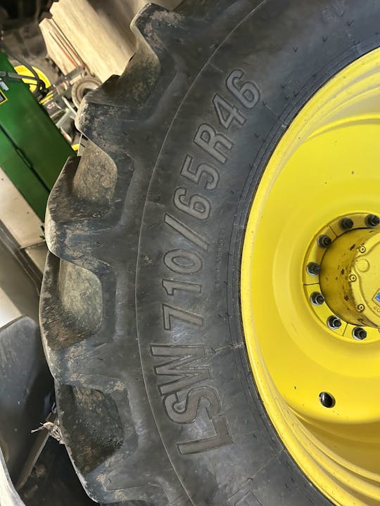 John Deere 612R