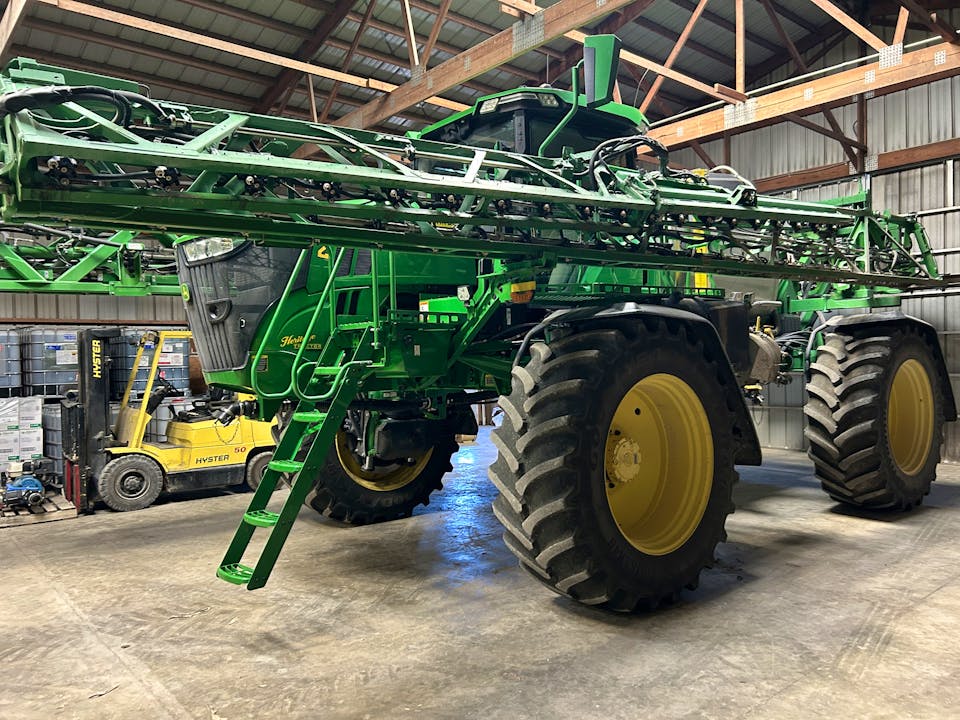 John Deere 612R